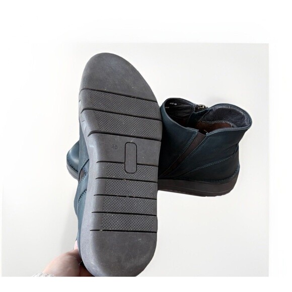 Mizz Mooz Lass Women's Blue Leather Wedge Booties Size 40 Zip Comfort Boots 9.5 - Picture 9 of 9